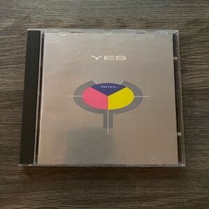 - 90125 CD Album